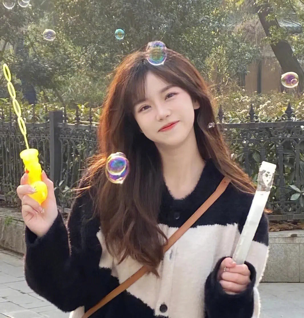 动态漫画·开局强吻裂口女